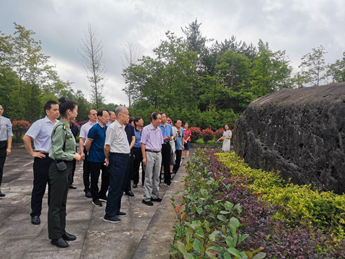 1627007745877888.png 2.png