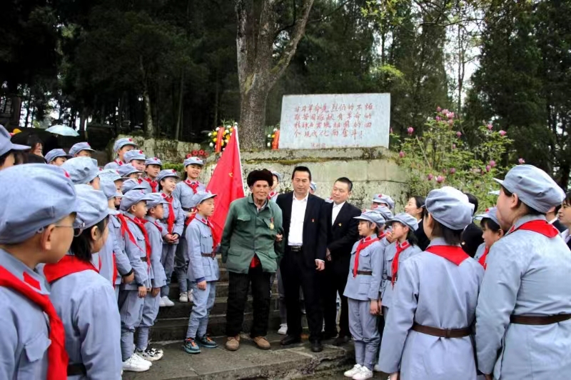 1719547252952613.jpg 1336944032.jpg